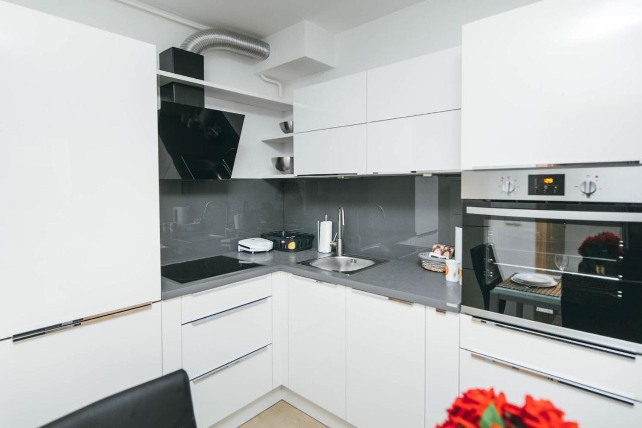 New & Modern Smart Home, Free Parking